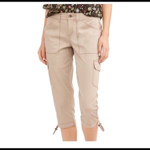time and tru cargo capri
